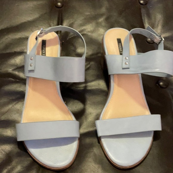 Forever 21 Blue sandal 8.5 - Picture 1 of 4